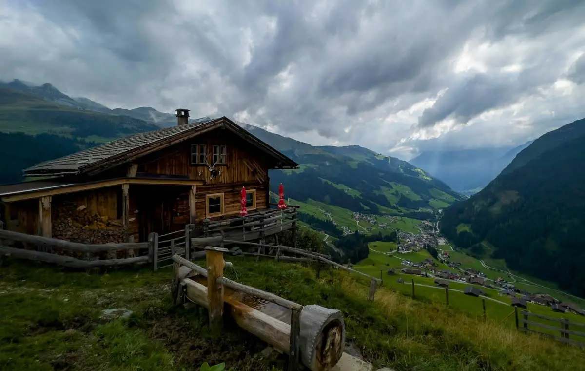 Home - Log Cabin Cozy